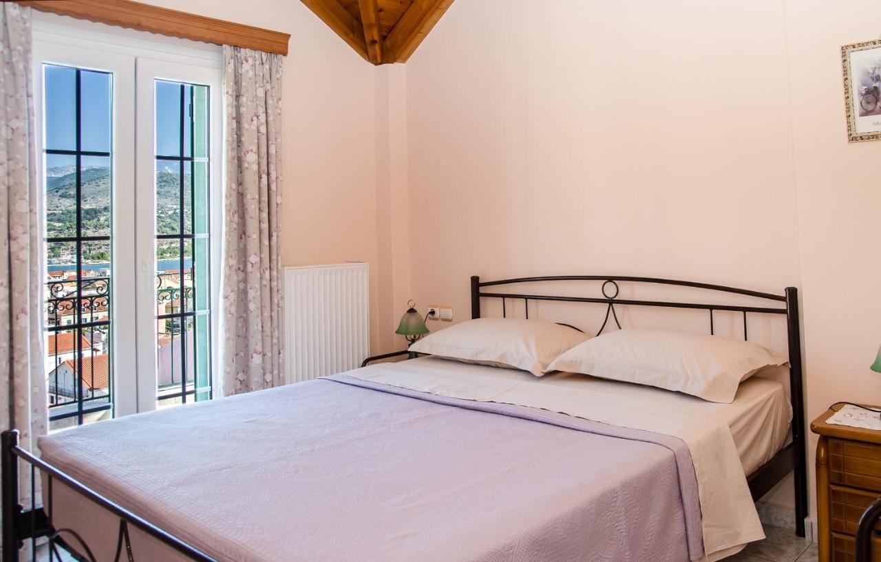 Primrose Apartman Argosztóli Kültér fotó